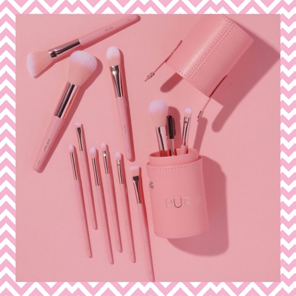 PUR Signature Travel Essentials 12pc. Cruelty-Free - Picture 3 of 7